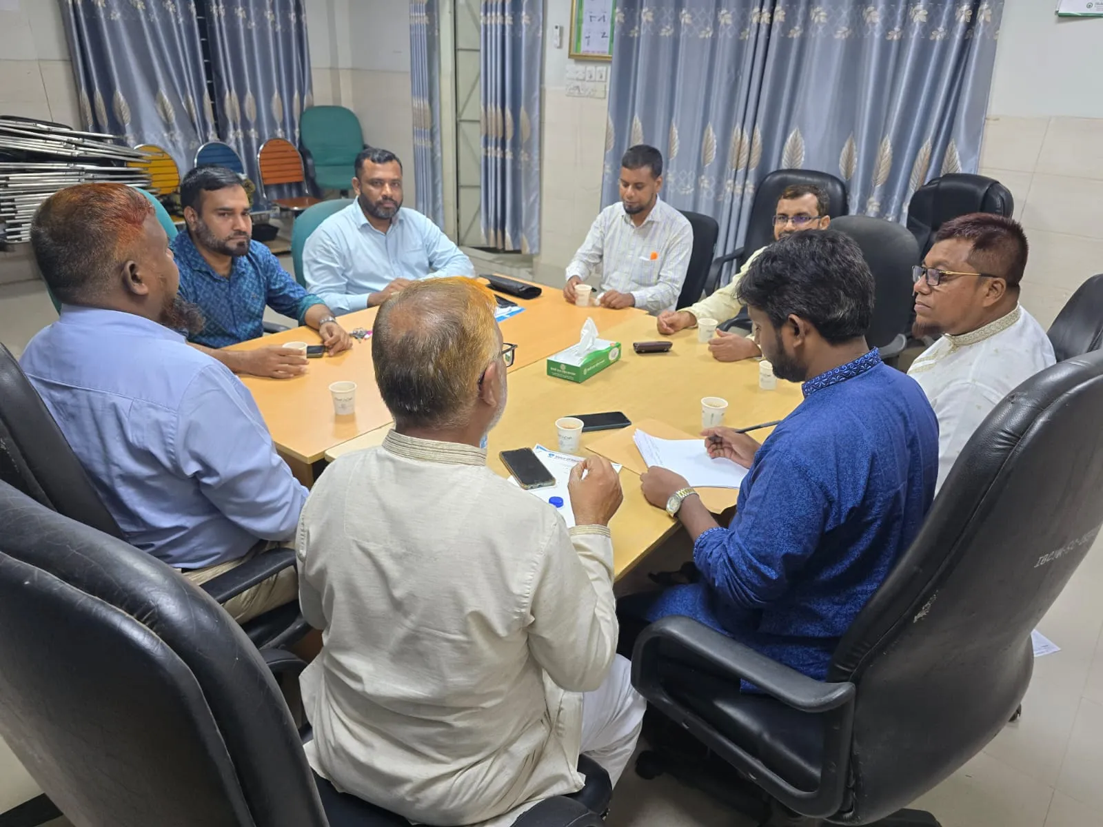 ফাউন্ডেশনের কার্যালয়ে নির্বাহী কমিটির বৈঠক অনুষ্ঠিত হয়