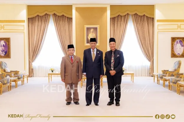 LIFF Leaders Granted Royal Audience with Sultan of Kedah